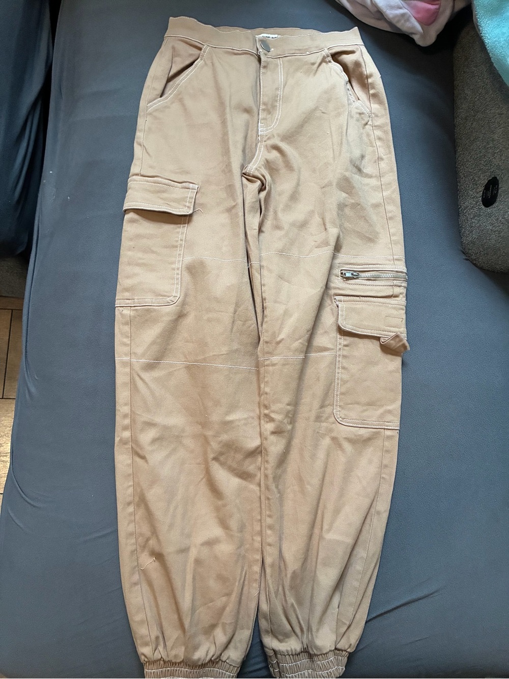 Men's Tan Cargo Pants with Multiple Utility Pockets